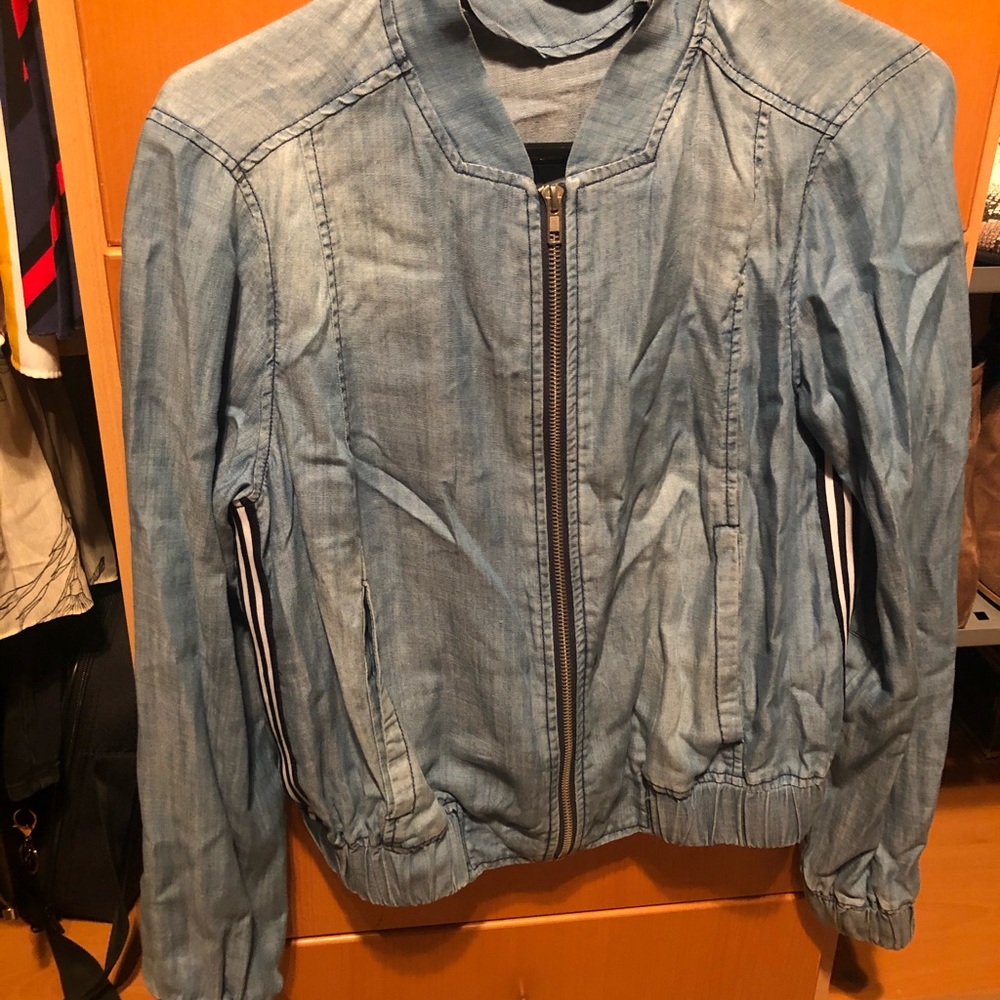 Current Air Boutique Bomber S